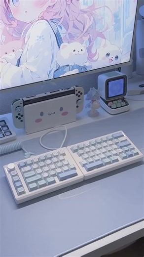 Jenn on Instagram: "(ad | gifted) got my first split keyboard from @epomakerkeyboard and I’ve been absolutely obsessed with how easy it is to change the positioning 🩵 • split ergonomic 70% layout with 1 knob • tri-mode connectivity • hot-swappable & gasket mount structure • dynamic rgb backlight with south-facing ── ⟢ ・⸝⸝ mechanical keyboard | unboxing | ergonomic keyboard | gaming setup | blue desk setup | cozy setup | tech | cozy gaming | gaming room | cute lifestyle | cinnamoroll | sanrio | 