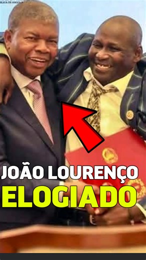 Kudurista Sebem expulsa K2 para tirar fotografia com João Lourenço, presidente foi elogiado pela postura. A lenda do Kuduro, Sebem, autor do Hit "Felicidade", protagonizou ontem, sexta feira, 30 de Maio, na segunda cerimónia de condecoração no âmbito das celebrações dos 50 anos de independência de Angola um ato que deu o que falar nas redes sociais. O músico que também foi condecorado pelo Presidente da República João Lourenço, expulsou o também kudurista K2 no momento da fotografia com o o chef