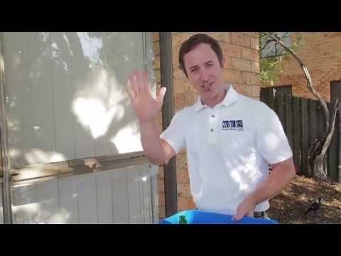 The 1 Min Cleaning Tip - Streak Free Window Cleaning
