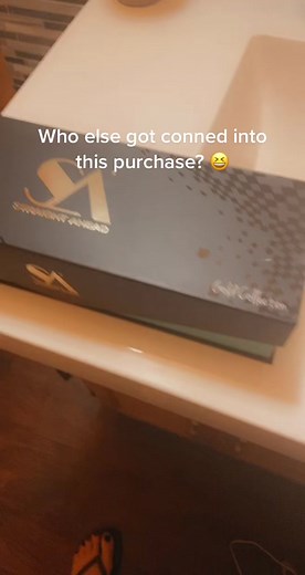 Mall Kiosk Scam: My Experience with Straight Ahead Straightener