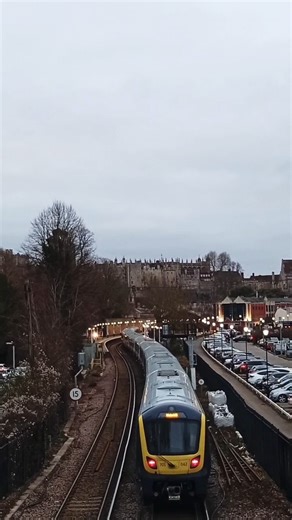 Just popping in! #swr #southwesternrailway #windsor #arterio #class701 #trainspotting