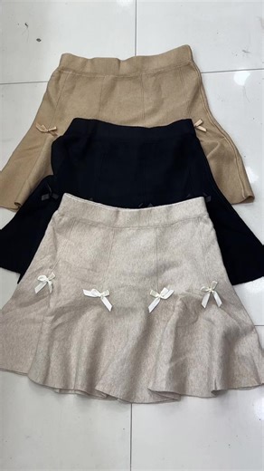 Chic Winter Mini Skirt Collection for All Sizes