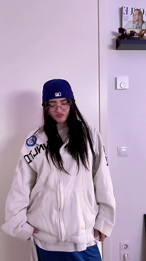 Billie Eilish inspired outfit ideas for Young Miko fans