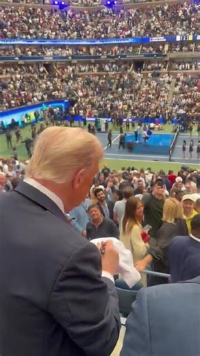 ترامب يتفاعل مع جماهير بطولة أمريكا المفتوحة للتنس