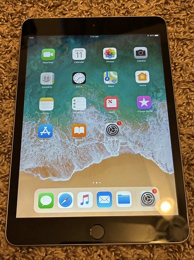 Here is a Quick Look at one of my iPad mini 3. This particular device is on iOS 11 which was not the greatest in performance on any A7 to A9 device. This is a 64gb model. Most mini 3 units are on 12.5.7, so finding one not on that particular version is hard to find. Comment and follow for more Apple device videos. #iphone #vintage #ios #timcook #apple #mini #ipad