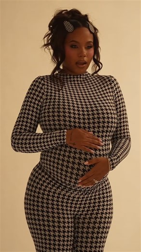 Cheyenne Davis on Instagram: "Obsessed 🖤 can’t wait to see the final pictures! @patty.othon @cynbrows @bryanmendez @hairbyshananc @hairbyjazmeen @nakedwardrobe"