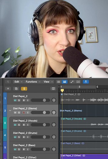 How to split any song into STEMs in Logic Pro X to use for Remixes or better listening! #musicproduction #musicproductiontips #logicprox #logicpro #logicproxtips