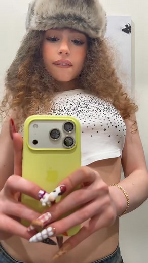 38K views · 1.4K reactions | MAKE UP TUTORIAL VID OUT NOW ON YT @Revice | Eliana Markella Kalogeras | Facebook