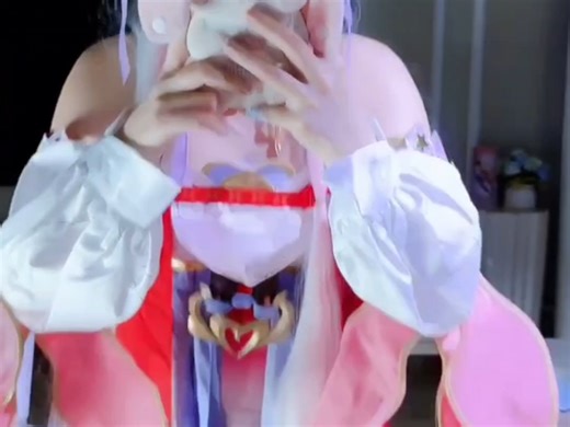 今汐曦曦，深蹲一百个（还欠8900个）