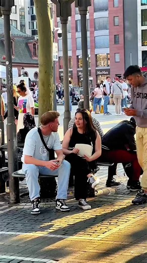 just for fun 🤣🩷 #pranks #fyp #viral