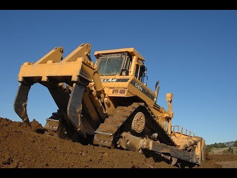 The World's Biggest Dozers Deep Ripping !