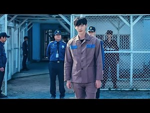 They Don't Realize that this New Prisoner is the most Lethal fighter