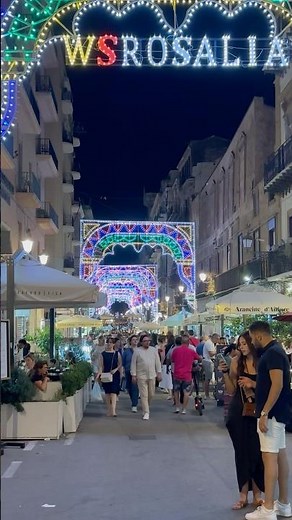 🌙 Nightlife at Quattro Canti – Palermo, Sicily 🇮🇹✨