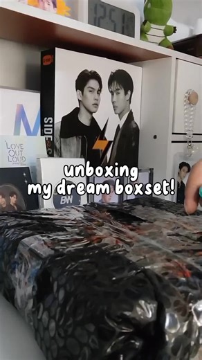 unboxing 2gether boxset!🥹 finally!💗 #2gether #brightwin #bbrightvc #winmetawin #sarawat #sarawattine #tine