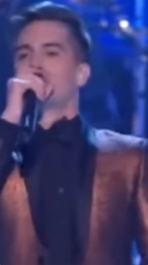 Adry ‽ on Instagram: "Brendon Urie performing "Big Shot" by Billy Joel in front of Billy Joel 😍🙌. • #brendonurie #panicatthedisco #patd #billyjoel #coversong #vros #vrocrew #sinners"