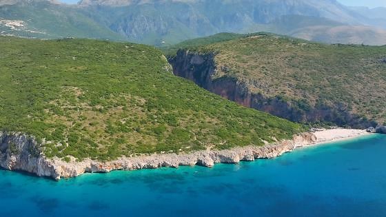 Gjipe Beach in Albanië – Luchtbeelden in 4K