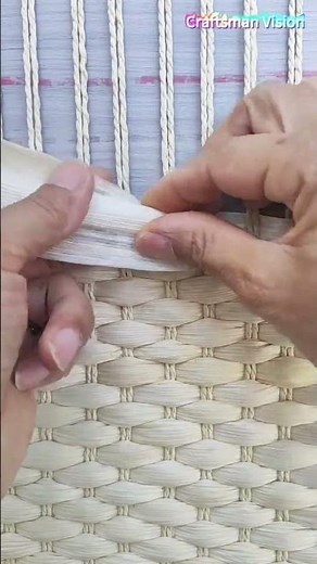 Traditional Cattail Weaving: Creating Gentle Handwoven Patterns with Natural Plant Materials