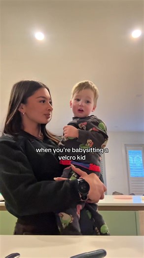 usermw293819293 (@misha.wierzbowski)’s videos with original sound - probs eating chips rn