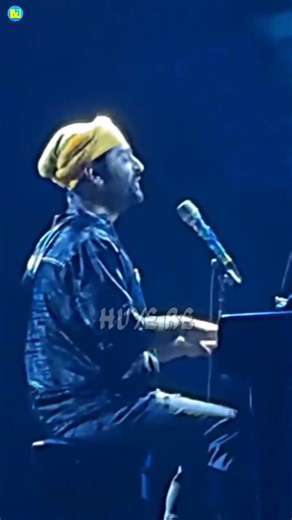 Kalank Bonus Track ❤️‍🔥🔥 Arijit Singh Live Singing in Concert | Lyrics M1 #kalank #arijitsingh