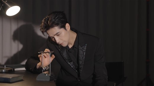 20250824-AYG音樂劇團 镜头凝住时光，旋律沉入心底。一帧一幕，都是音乐与光影的对话🎵@阿云嘎Musical https://weibo.com/7476761059/Q1nxinIjH 阿云嘎 Ayanga #阿云嘎 #阿雲嘎 #Ayanga #Ayunga | 阿云嘎Ayanga海外云朵羊