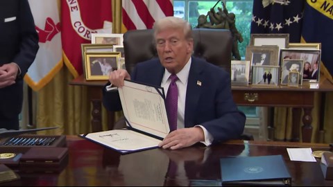 'It's The American Flag': Trump's Mental Decline Shows Up Again When He Mistakes The Flag For A Blanket During Oval Office Signing