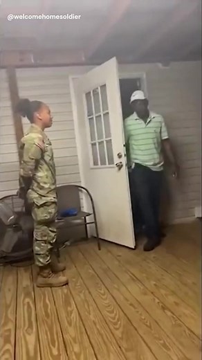 779K views · 30K reactions | Soldiers coming home and surprise their family ❤️ #military #viral #feelings #welcomehome | New Story To Day | Facebook