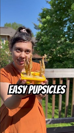 Dog treats are easy to make, like these PUPSICLES! ￼#DIY #Treats #Dogs #Homemade