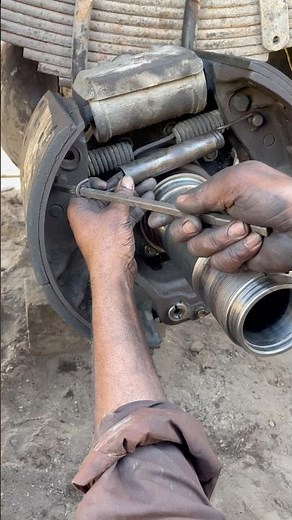 Amazing expert Fixing brake Spring #shortsfeed #mechanic #workshop #skills