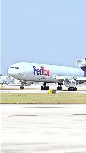 Incredible MD-11 FedEx Takeoff from Miami! Witness the Power on Runway-A Must-See! #aviation