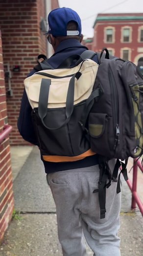 The Plug Outside Creating #satisfyingvideo #satisfying #theplug | Plug Nation Media LLC | Facebook