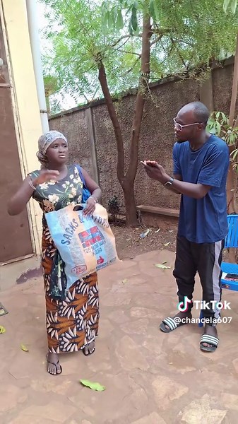 😅Heureuse journée😅😅 internationale des droits de la femme à toutes🥰😅😅#Humour #visibilité #foryoupage❤️❤️ #centrafriquetiktok🇨🇫🇨🇫🇨🇫🇨🇫🇨🇫🇨🇫🇨🇫🇨🇫 #viral_video #Pourtoi #abonnes #fyp #225🇨🇮 #cotedivoire🇨🇮 #camerountiktok🇨🇲 #blague #viralvideos @_lë_Gënëral_mk🇨🇫🇨🇫 @Mèmèchokolé-236🥰🇨🇫 @Préfinou @BEAFRIKA ARCHIVES @BALAÔBÊAFRÎKA