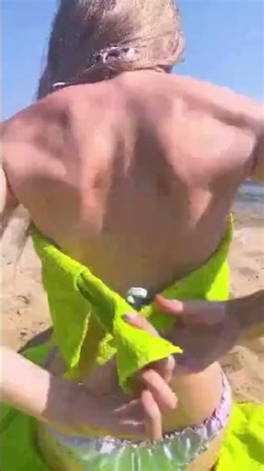 Watch This Towel Transform Into A Swimsuit! ✨🏖️ #StyleHack