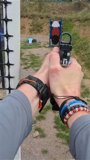 Czech Open IPSC - difficult dropping target