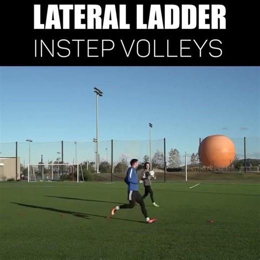 Combining a bit of fitness and first touch with this drill from armando_samuell