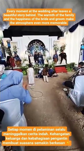 A Touching Moment at the Wedding Stage, a Warm Atmosphere | #shorts