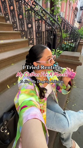 A brutally honest review of rent the runway. The idea behind the company is really good, but the execution is poor.