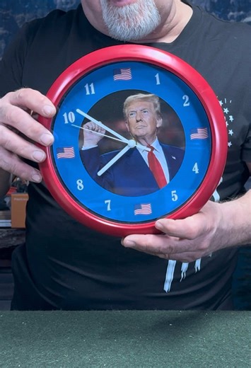 The Trump limited edition talking clock. #trump #usa #donaldtrumpisyourpresident #clock