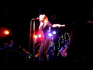 Duffy - Well Well Well HD 11/01/10 Hollywood The Roxy