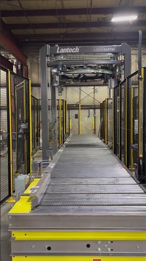 Lantech RL Automatic being tested in run out bay, prior to shipping out to our customer.