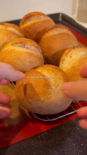 Delicious Homemade Bread Rolls Recipe