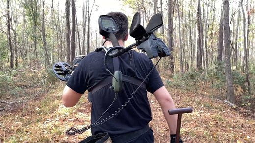 Treasure never before seen found metal detecting!