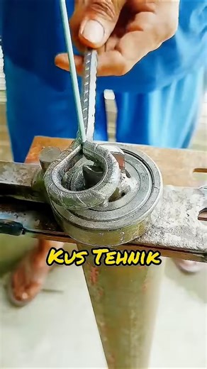 smart idea for making tent pegs #fyp