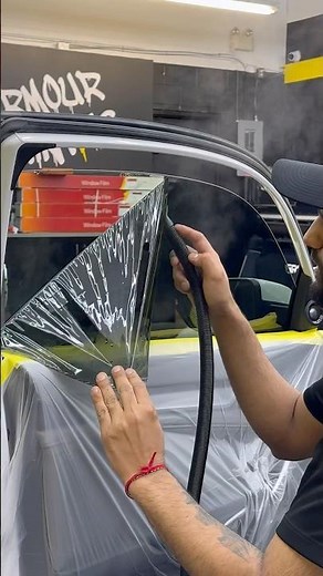 EASY WINDOW TINT REMOVAL & RETINT #armourtinting #windowtint #tintremoval #diytint