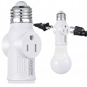 Feekoon 1 Pc Light Socket to Plug Adapter, Convert E26 Light Socket to 3 Prong Outlet Adapter, Screw in Outlet for Lamp Sockets for Garage Porch (White)