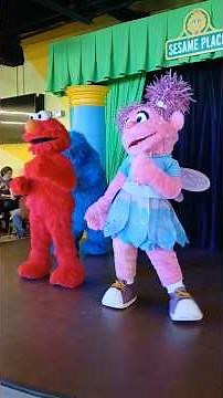 Best of the Sesame Street friends dancing ✨️🌈 #abbycadabby #zoe #elmo #cookiemonster #bigbird