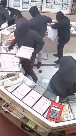 Iran gibt ihren Anhänger in USA den Befehl zu Raubzügen und Sabotagen