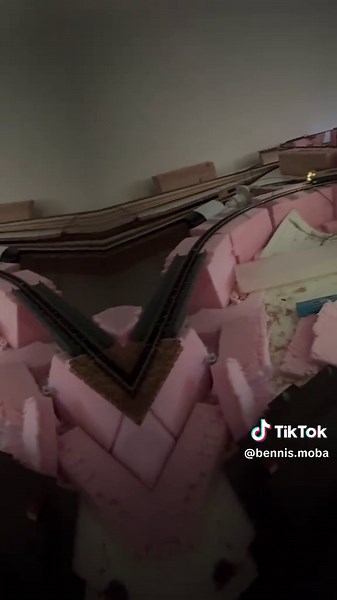 #miniclub #märklin #Z21 #umbau #train #modellbahn #spurZ #digital #DCC #trainlove #anlagenbau #doppeltraktion #ledlights #airportexpress