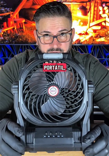 Perfecto para camping, apagones o calor ventilador con batería у luz integrada #tiktokshop #camping #gadgets #ofertas #verano