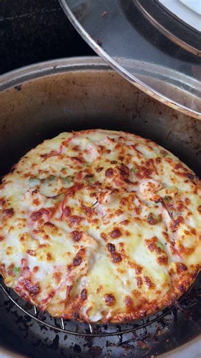 វីដេអូ​របស់ Ti (@daza4043) ជាមួយ Pizza - Wiliam Show