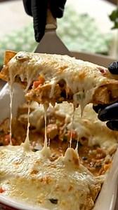 White Chicken Enchiladas (Modified) Ingredients: 2 cups shredded, cooked chicken Recipe in First Coʍmеոτ 👇 Enjoy ❤️👇👇👇 | Daily Recipes